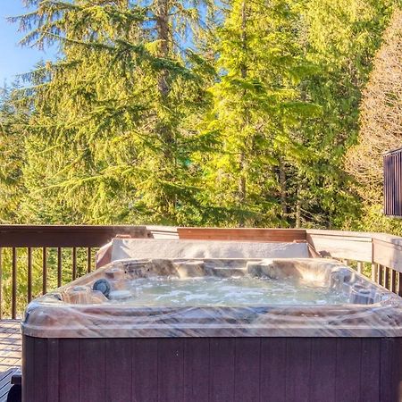 Great Blue Lodge - Spacious Ski Lodge, Hot Tub, Sauna, Game Room & More Government Camp Luaran gambar