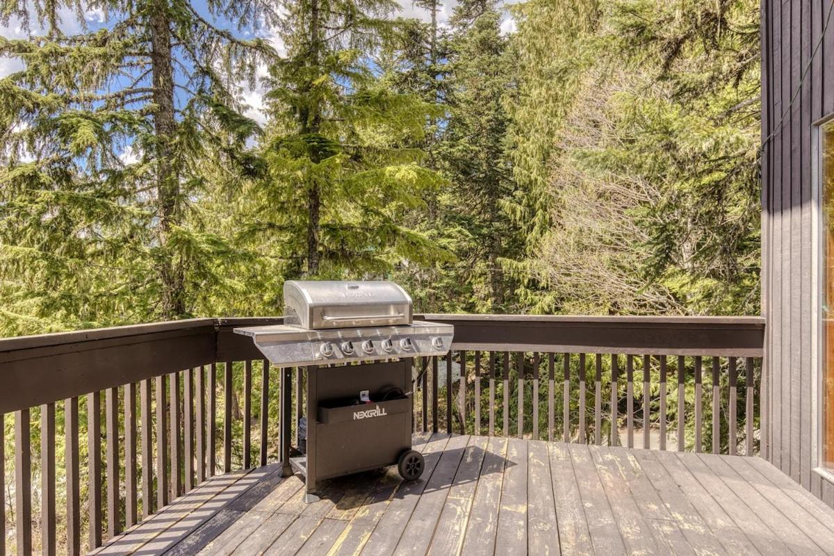 Great Blue Lodge - Spacious Ski Lodge, Hot Tub, Sauna, Game Room & More Government Camp Luaran gambar