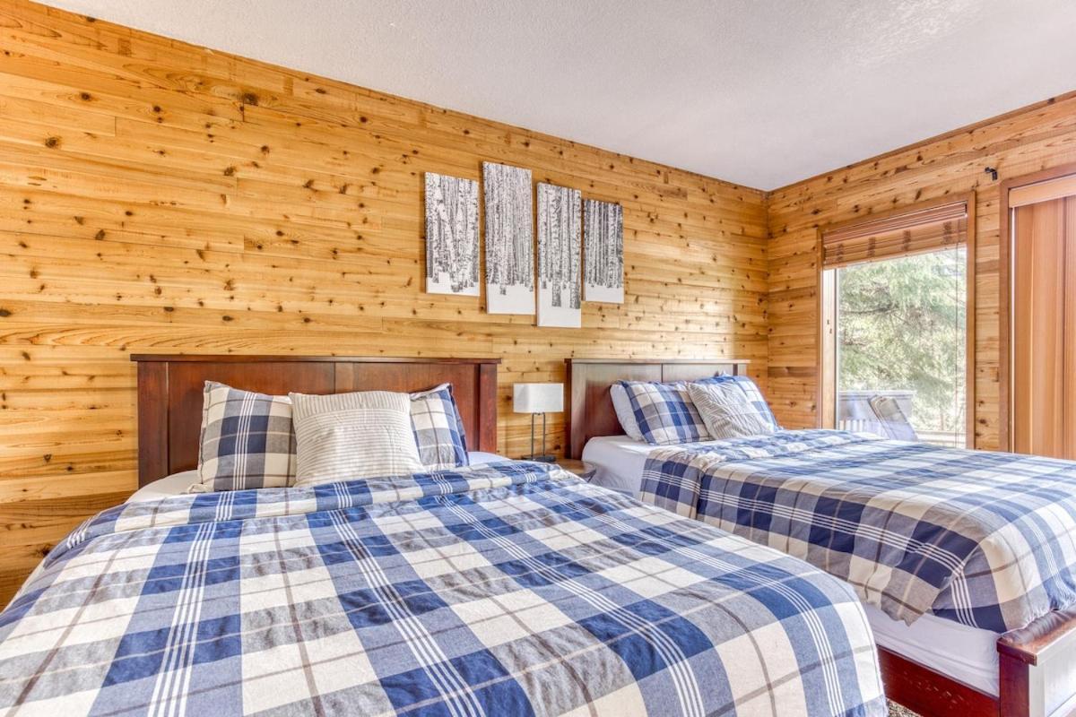 Great Blue Lodge - Spacious Ski Lodge, Hot Tub, Sauna, Game Room & More Government Camp Luaran gambar