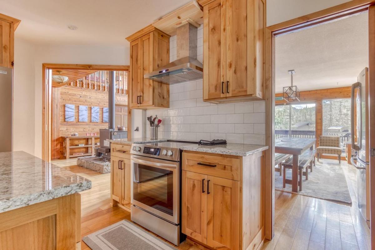 Great Blue Lodge - Spacious Ski Lodge, Hot Tub, Sauna, Game Room & More Government Camp Luaran gambar
