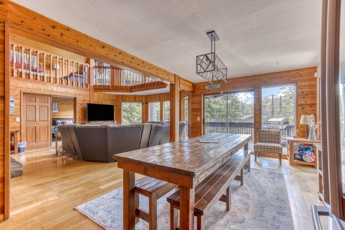 Great Blue Lodge - Spacious Ski Lodge, Hot Tub, Sauna, Game Room & More Government Camp Luaran gambar
